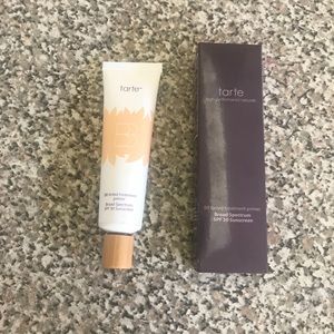 Target BB tinted primer in the color light.